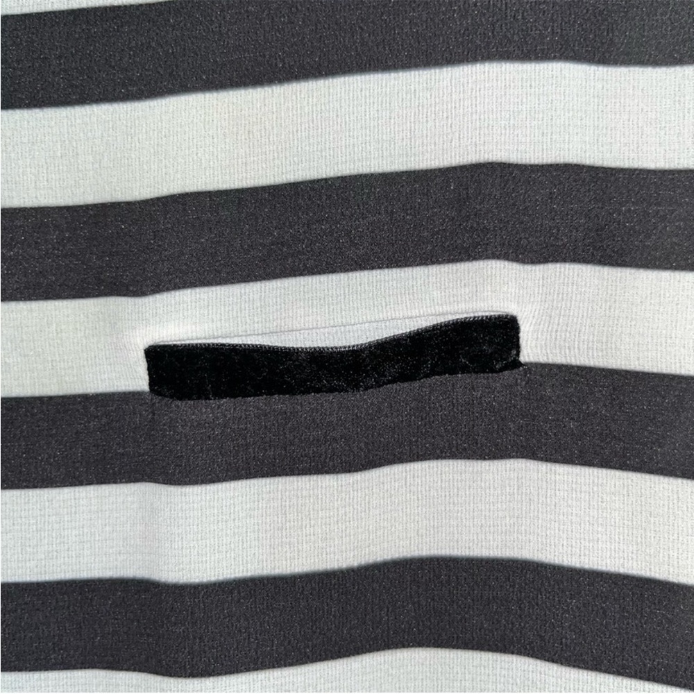 Zara White & Black Stripe Tee - Picture 2 of 4